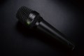 LEWITT-MTP-840-DM-mikrofon-wokalny-dynamiczny-brzmienie-pojemnosciowego
